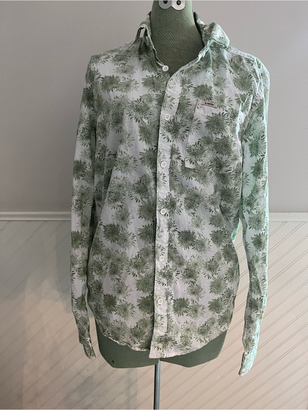 Casual Green Botanical Print Button-Down Shirt 100% Cotton